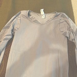 Athletic wear long sleeves